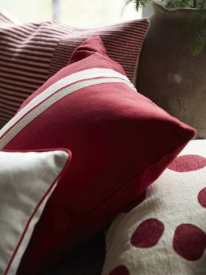 Svanefors Majken Kuddfodral Röd 50x50 cm