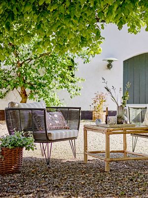 Fåtölj Svart Metall Mundo | Bloomingville