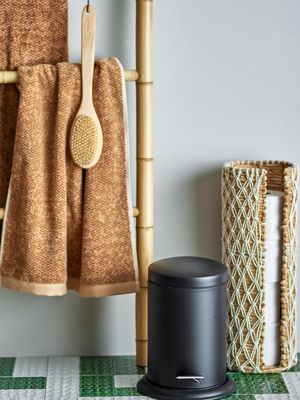Soptunna Svart Rostfritt stål Loupi | Bloomingville