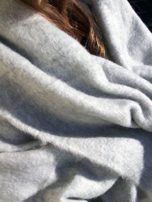 Svanefors Elva Pläd Grå 130x170 cm