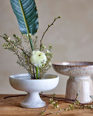 Skål på fot Vit Marmor Eris | Bloomingville