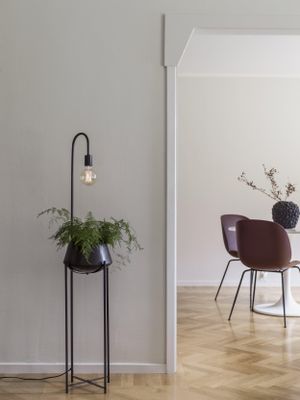 Cornelia Blomkruka Svart 140cm | PR Home