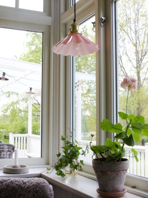 August Fönsterlampa Rosa 25cm | PR Home