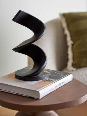 Dekoration Svart Polyresin Siele | Bloomingville