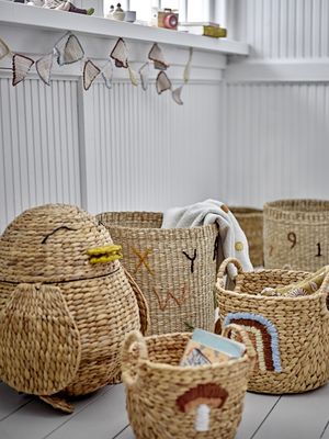 Bloomingville Agnes Korg, Natur, Vattenhyacint Ø26xH26/Ø32xH32 cm, Set om 2