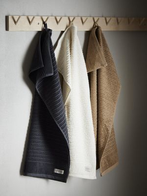 Lea Handduk Off White 50x70cm | Svanefors