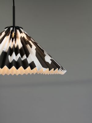 Polly Taklampa Svart/Vit 45cm | PR Home