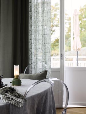 PR Home Frida Bordslampa Grön 11x22cm