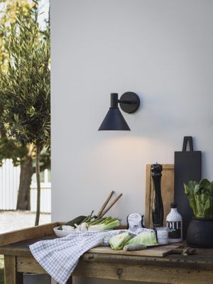 PR Home MiniTripp fasadlampa 230V IP44 svart 30cm