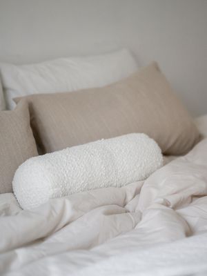 Trond Kudde Off White 15x15x45cm | Svanefors
