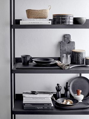 Bloomingville Yoko Tallrik, Svart, Porslin Ø24xH3 cm, Set om 4