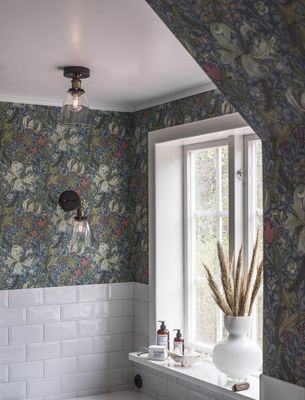 PR Home Lambda Vägglampa Svart, Opal 18cm