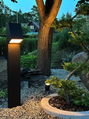 PR Home Luton stolpbelysning 230VIP44 svart 100cm