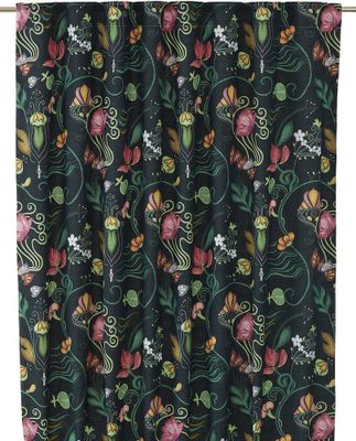 Svanefors José Gardin Svart 135x240 cm