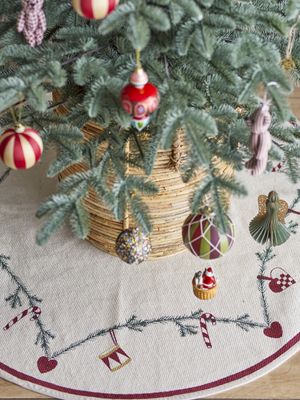 Bloomingville Yule Trädmönstrad matta Röd Bomull Ø110 cm