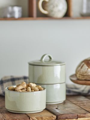 Ebba Burk m/lock Grön Stengods 940 ml in each container Bloomingville Creative