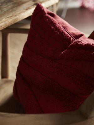 Svanefors Svea Kuddfodral Röd 45x45 cm