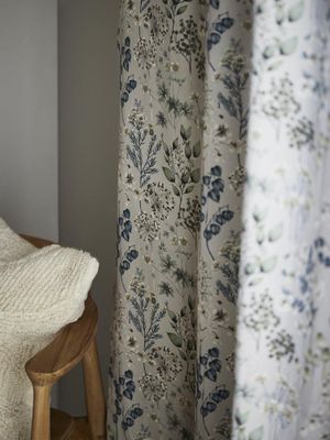 Svanefors Wood Gardin 2-pack Dimma 135x280 cm