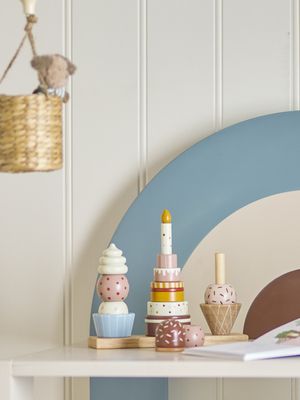 Bloomingville Celebrate Aktivitetsleksak, Natur, Bokträ L20,5xH23xW7 cm, Set om 18