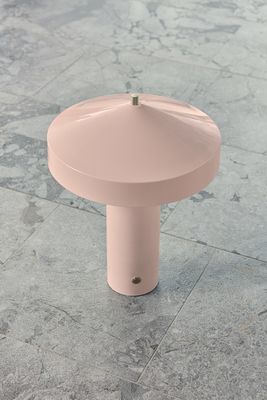 Bordslampa Rosa Metall. Plast & Mässing OYOY LIVING