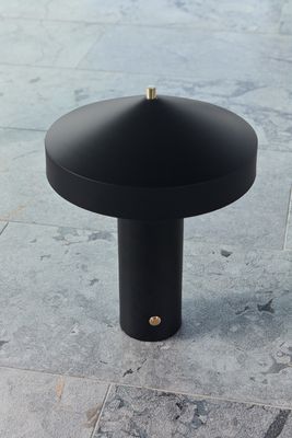 Bordslampa Svart Metall. Plast & Mässing OYOY LIVING