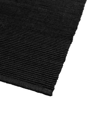 Amhi Matta Svart 70x240cm | Svanefors