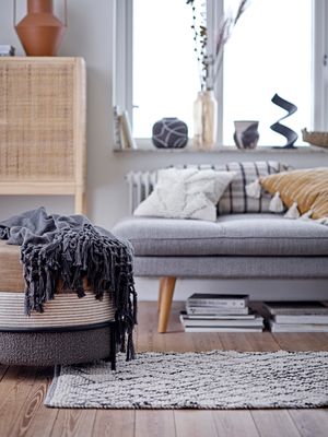 Dekoration Svart Polyresin Siele | Bloomingville