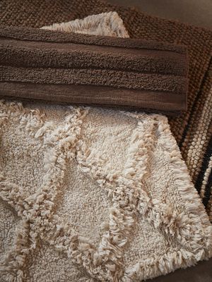 Maddox Matta Nougat 70x140cm | Svanefors