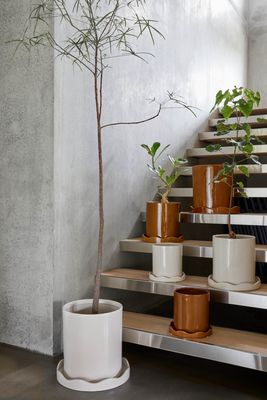Blomkruka Vit Stengods OYOY LIVING