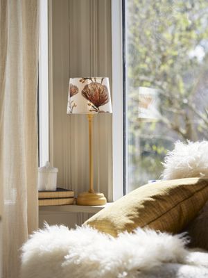 Lottie Lampfot Gul 45cm | PR Home