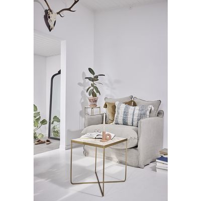 Lene Bjerre Traville Pelarbord Linne Travertin