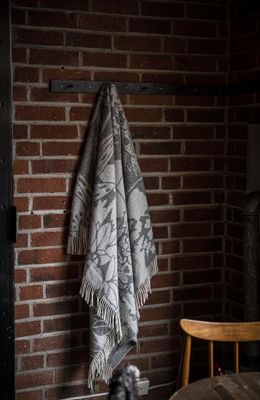 Skogen, Pläd, Grå Offwhite Almedahls
