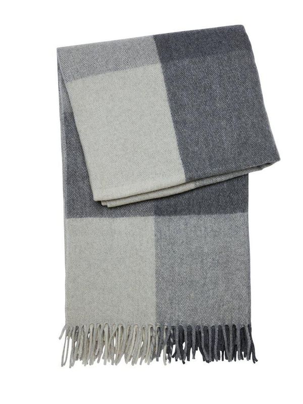 Svanefors Ulla Pläd Grå 130x170 cm