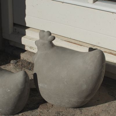 DBKD Concrete Hen large Betong
