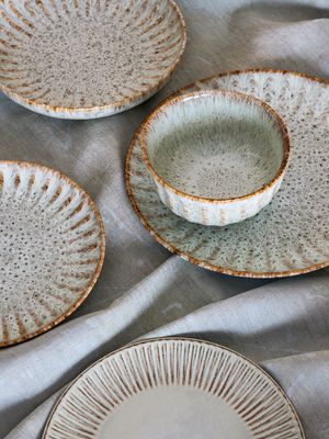 Tallrik Natur Stengods | Bloomingville Creative