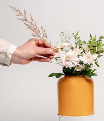 Muurla Capsule Vas Klar/Senapsgul