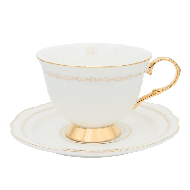 Hilke Collection Kopp med fat - Anima Bianco