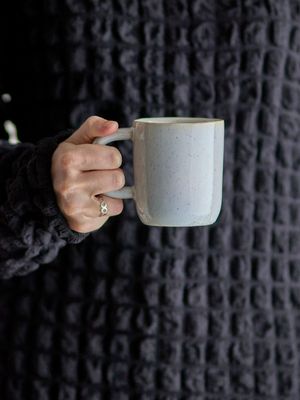 Mugg Vit Stengods Addison | Bloomingville