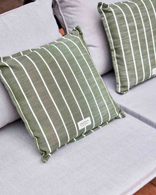 Sittdyna Offwhite / Trädgårdsgrön Återvunnen Polyester OYOY LIVING
