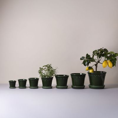 Bergs Potter Københavner GLAZED Kruka Med Fat Smaragdgrön, Ø 14 cm