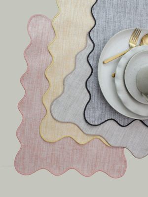 Svanefors Sabina Tablett Asfalt 35x45 cm