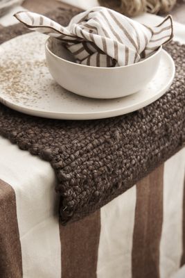 Jakobdahls Striato Duk 140x260 cm Brun/Offwhite