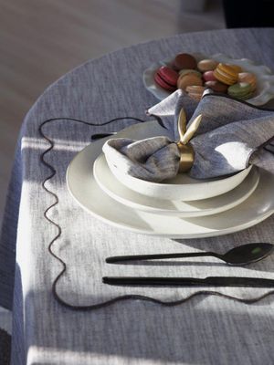 Svanefors Sabina Tablett Asfalt 35x45 cm