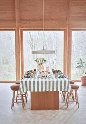 Pendellampa Vit Metall. Pulverlackerad OYOY LIVING