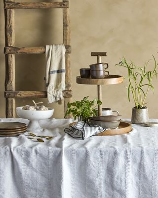 Eris Piedestal skål Vit Marmor 165 ml Bloomingville