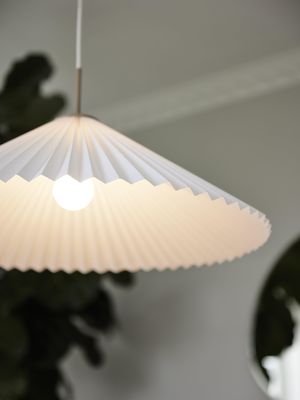 Dora Taklampa Vit 60cm | PR Home