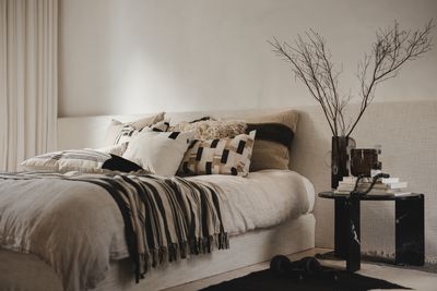 Jakobdahls Lane white Pläd 130x170 cm Svart/Vit