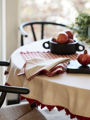 Svanefors Stine Duk Röd D160 cm