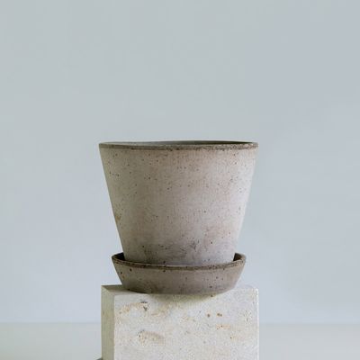 Bergs Potter Julie RAW Kruka Med Fat Grå, Ø 25 cm