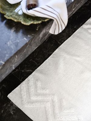 Madison Matta Off White 70x240cm | Svanefors